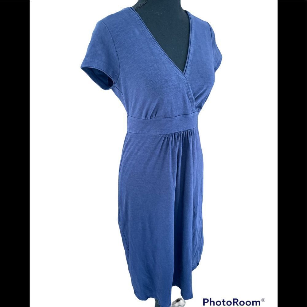Boden Penelope Short Sleeve Jersey
Dress Navy Cross-Cut V-Neck size 4 R